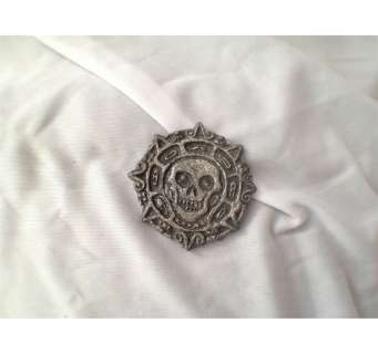 PIRATES OF THE CARIBBEAN PRODUCTION USED GOLD AZTEC ONE-SIDED COIN | Hollywood Parts