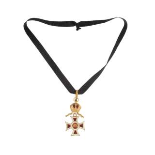 Jack Oakie | "It Happened Tomorrow" Film-Worn Cross Necklace | Julien’s