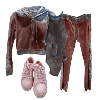 Yulia’s Bloody Thanksgiving Wardrobe - Jenna Warren’s Costume | VIP Fan Auctions