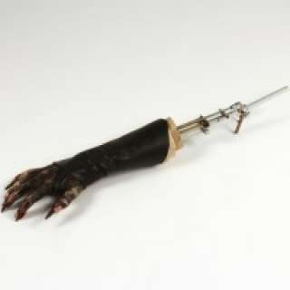 Doghouse - The Snipper (Emily Booth) animatronic mutation arm