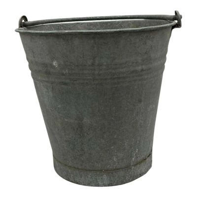 Lot 74: The Sheep Detectives George Hardy Screen Used Bucket Sc 4 | VIP Fan Auctions