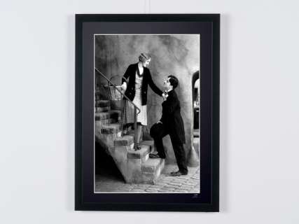 City Lights (1931) - Charlie Chaplin (Charlot) &Virginia Cherrill - City Lights (1931) - Charlie Chaplin (Charlot) &Virginia Cherrill - Fine Art Photography - Luxury Wooden Framed 70X50 cm - Limited Edition Nr 03 of 30 - Serial ID 20547 - - Original Certificate (COA), Hologram Logo Editor and QR Code