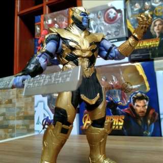 Marvel: Avengers, Thanos | Marvel: Avengers, Thanos - 18cm Action Figure | Catawiki