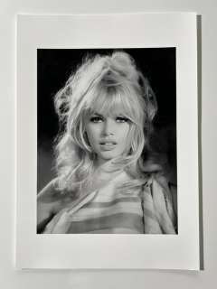 Brigitte Bardot - Iconic - Collector Image - Collector Image - Size 42x30 cm - 100% new - Gallery Stamp - Never Exposed - Baryta - Flat shipped ! - No carton tube - Ready to Frame size A3 42x30 cm | Catawiki