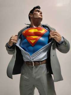 Superman - Beautiful, handpainted Statue (52 cm high) - Alex Ross | Catawiki