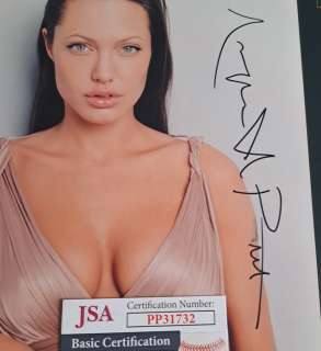 Angelina Jolie - Photo, Rare! Signed " Angelina Jolie Pitt" - with COA JSA | Catawiki