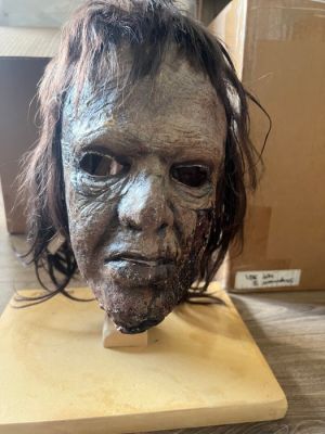 Army of the dead screen used zombie mask - - Movie prop | Catawiki