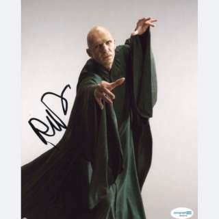 Harry Potter - Signed by Ralph Fiennes (Voldemort) | Catawiki