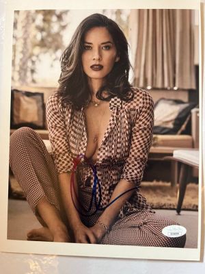 Olivia Munn - Olivia Munn