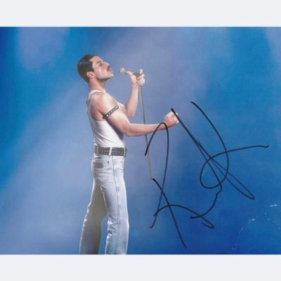 Bohemian Rhapsody - Signed by Rami Malek (Freddie Mercury) | Catawiki