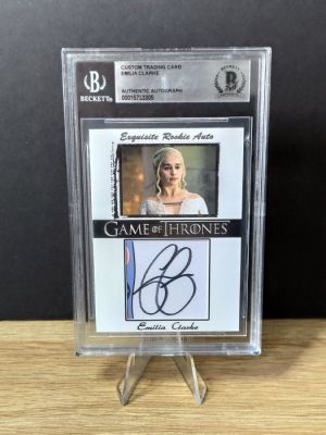 Game of Thrones - Emilia Clarke - Daenerys Targaryen - Authentic Autograph - Beckett | Catawiki