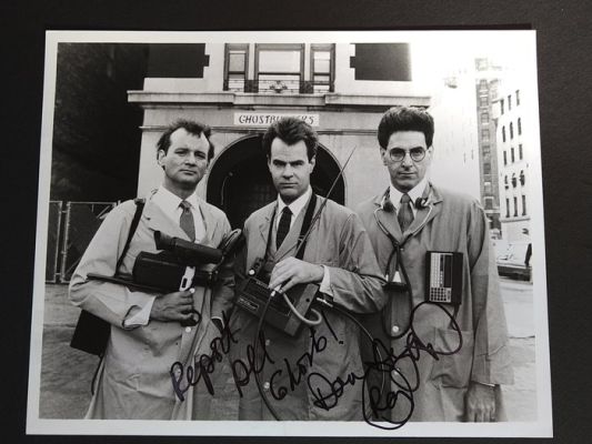 Ghostbusters - Signed by Dan Aykroyd, with Letter of Authenticity - Photo, Autograph | Catawiki