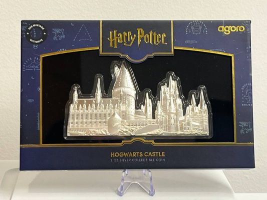 Hogwarts Castle Harry Potter 2025 Silver Coin 3 oz Niue Collectible - Agoro