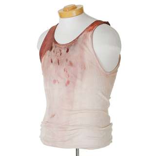 DIE HARD 4: LIVE FREE OR DIE HARD - John McClane (Bruce Willis) Bloody tank and Henley