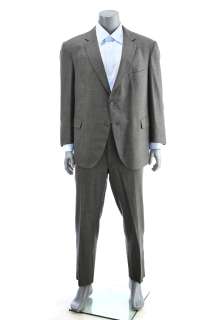 PIXELS - President Will Cooper‘s (Kevin James) Grey Suit