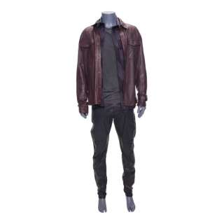 UMBRELLA ACADEMY, THE (2019-2024) - Lot #116: Diego Hargreeves‘s (David Castaneda) Babysitting Costume