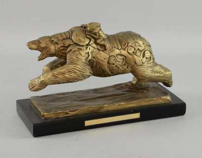 The Golden Compass (2007) - Lorek Byrnison & Lyra Belacqua Promotional Statue given to select… | Ewbank’s