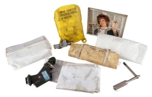APOLLO 13 (1995) - Lot #25: Collection of Bags and Tools