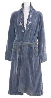 Lot 50 - Burning Plain, The - Sylvia‘s Robe (Charlize Theron)
