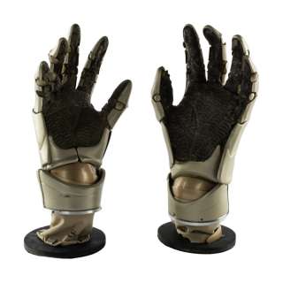 Lot 974 - BICENTENNIAL MAN: ANDROID HAND PROPS (WITH DVD)