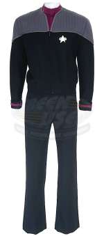 Star Trek: First Contact - Captain Picard’s Starfleet Uniform (Patrick Stewart) | ScreenUsed