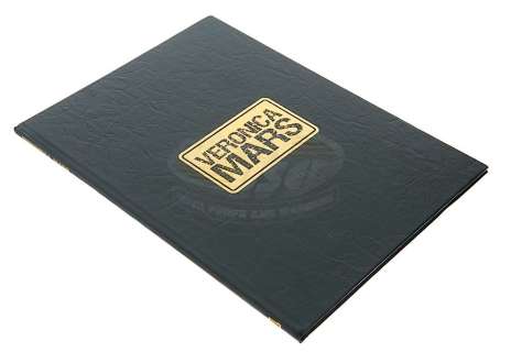 Lot 402 - Veronica Mars (TV) - Season One Crew Gift Yearbook
