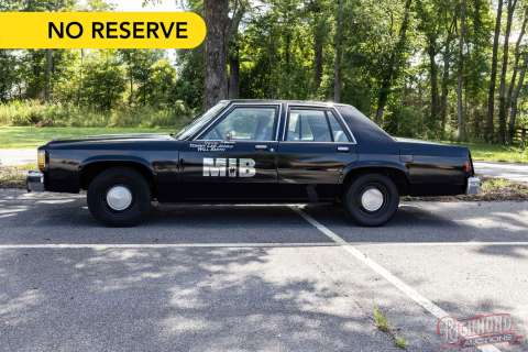 1985 Ford Crown Victoria LTD "Men In Black" Movie Car | misc / divers