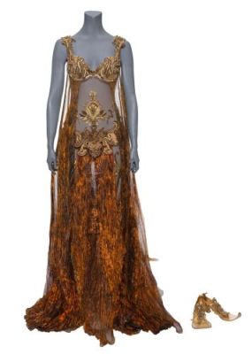 GODS OF EGYPT (2016) - Lot #740 : Hathor‘s (Elodie Yung) Sedan Ensemble