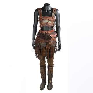 KING ARTHUR (2004) - Lot 284 - Guinevere‘s (Keira Knightley) Final Battle Costume