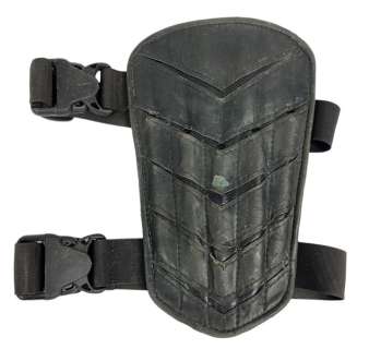 Arrow TV Series (2012-2020) - Green Arrow (Stephen Amell) Hero Right Leg Quiver | Hanlin Auction Service