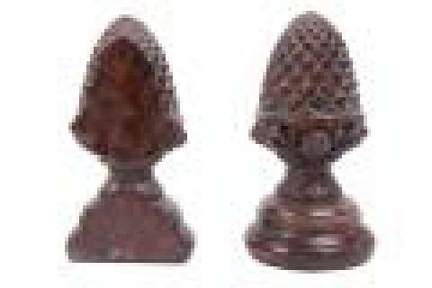True Blood - Lot 753 - Bill Compton‘s Pine Cone Bookends