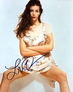 Liv Tyler - Authentic Signed Photo From "Stealing Beauty" (1996) - Autograph with Coa | Liv Tyler - Authentic Signed Photo from "Stealing Beauty" (1996) - Autograph with COA | Catawiki