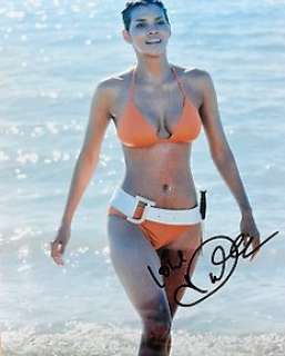 James Bond 007: Die Another Day - James Bond 007: Die Another Day - Halle Berry (Jinx) - signed, with COA