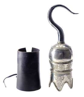 HOOK (1991) - Lot 646 - Reproduction Captain Hook (Dustin Hoffman) Hook and Cuff
