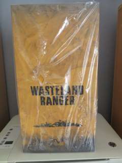 Figure - mad max wasteland - Plastic | Catawiki