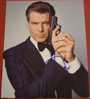 James Bond - signed by Pierce Brosnan as 007 - with Certified Genuine b´bc holographic COA | Catawiki