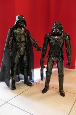 Star Wars - Star Wars : Darth Vader + Stormtrooper - 45-50 cm de haut | Catawiki
