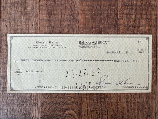 Goldie Hawn - Personally signed check, dated 11/15/73 | Catawiki