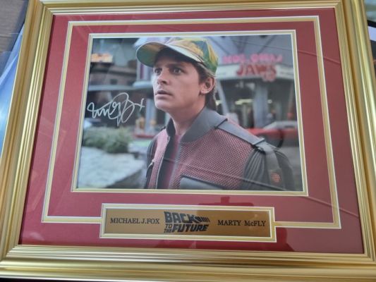 Back to the Future - Signed by Michael J. Fox (Marty) - RACC Private Signing - Beautiful Frame, with | Catawiki