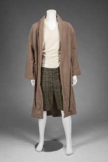 Lot 92 - THE BIG LEBOWSKI JEFF BRIDGES ROBE AND SHORTS