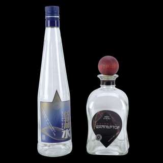 The Expanse (2015-2022) - Lot 312 - Amos Burton (Wes Chatham) and Roberta "Bobbie" Draper‘s (Frankie Adams) Booze Bottles on Ceres Station