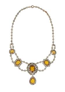 Lot 569 - VERONICA LAKE AND YVONNE DE CARLO: AD AND FILM-WORN NECKLACE