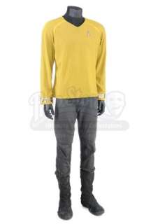 STAR TREK INTO DARKNESS (2013) - Lot 379 - Captain Kirk‘s Enterprise Captain‘s Command Uniform