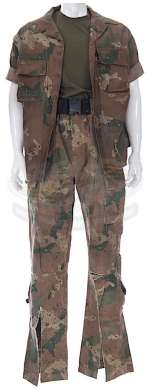 Elysium - Kruger’s Outfit (Sharlto Copley) | ScreenUsed