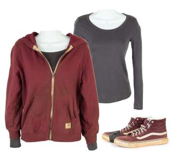 Cassie (Chloe Grace Moretz) Hero Stage 2 Dirty Costume from The 5th Wave | Blacksparrow