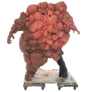 Lot 39 - Blade - Deacon Frost‘s Exploding Body (Stephen Dorff)