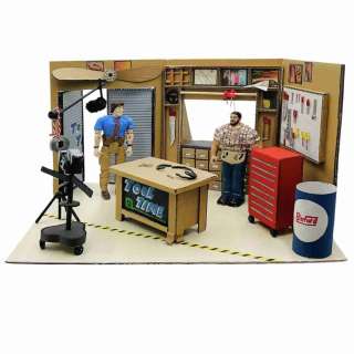 Y2K Eli (Jaeden Martell) Screen Used Home Improvement Diorama & 2 Figures Sc 1-3 | VIP Fan Auctions