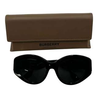 The Pickup Zoe Screen Used Sunglasses W/ Case | VIP Fan Auctions