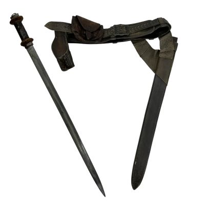 The Bluff Quartermaster Lee Screen Used Rubber Sword & Sheath & Belt | VIP Fan Auctions