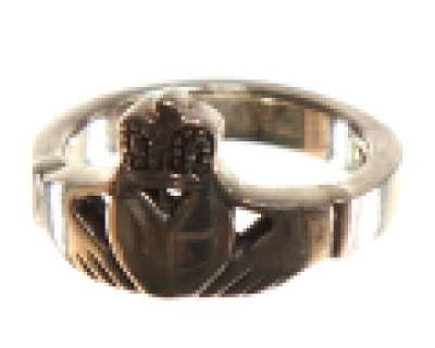 Mad Men - Lot 7046 - Peggy‘s Silver Claddagh Ring
